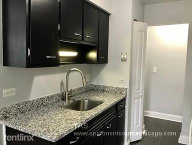 Main picture of 6029 N Winthrop Ave