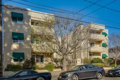 Main picture of 30 Lorton Ave