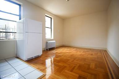 Main picture of 2080 Grand Concourse