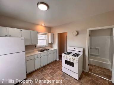 Main picture of 93 Main St