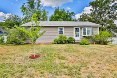 Main picture of 3 Robert Dr
