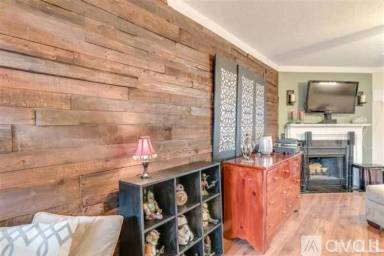 Main picture of 7906 Falcon Rest Cir