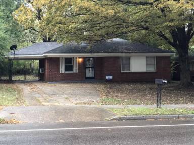 Main picture of 1425 Frayser Blvd