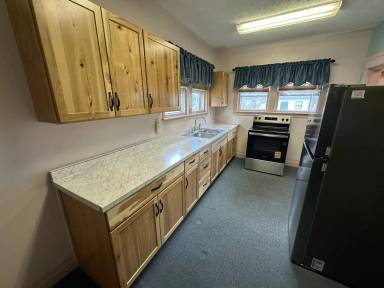 Main picture of 3000 Dudley Ave