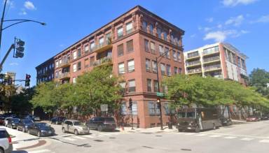 Main picture of 1910 S Indiana Ave