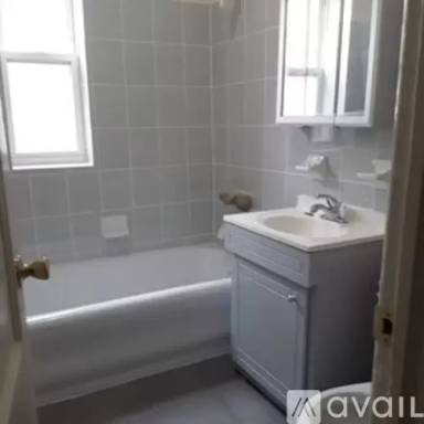 Main picture of 604 Midwood St