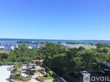 Main picture of Landmark on the Lake