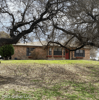 Main picture of 2800 Creek Place Dr