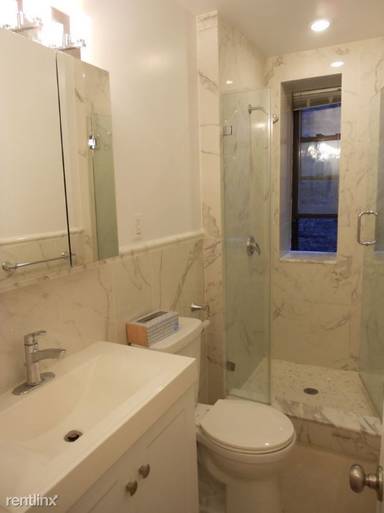 Main picture of 326 E 58th St