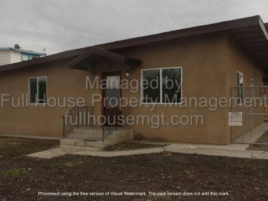 Main picture of 33 W School Ave