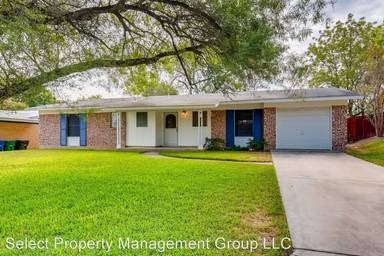 Main picture of 4618 Lorelei Dr