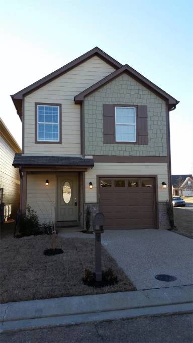Main picture of 2735 Virginia Woods Pl