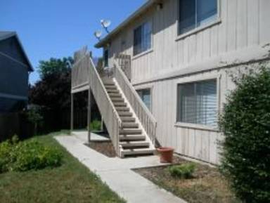 Main picture of 5470 Robles Ave