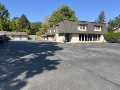 Main picture of 627 S Prospect Ave