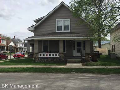 Main picture of 201 W College St