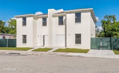 Main picture of 10025 SW 172nd St