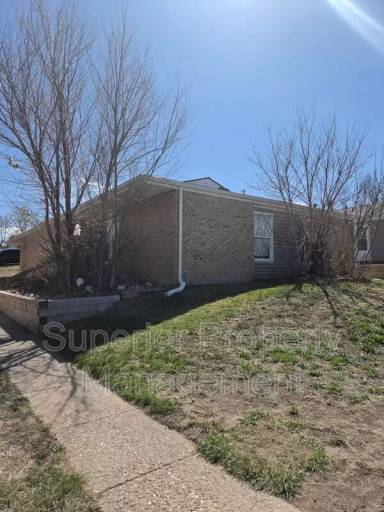 Main picture of 517 W 5th St