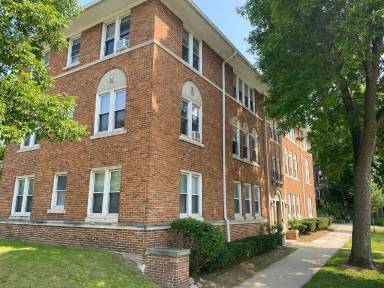 Main picture of 2752 N Bartlett Ave