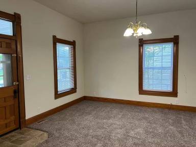 Main picture of 1444 N Texas Ave