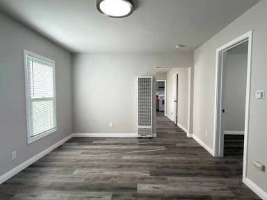 Main picture of 1135 Olive Ave