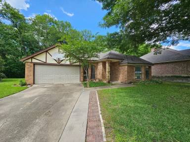 Main picture of 116 Park Cir