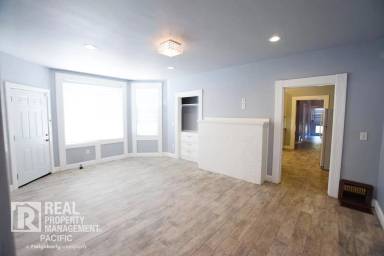 Main picture of 1721 11th Ave