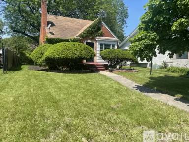 Main picture of 13935 Rutland St