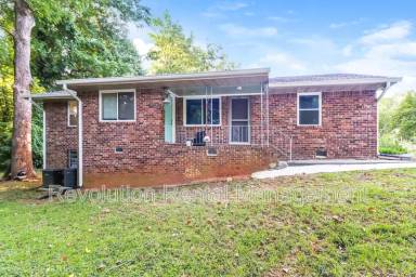 Main picture of 4105 Tilly Mill Rd