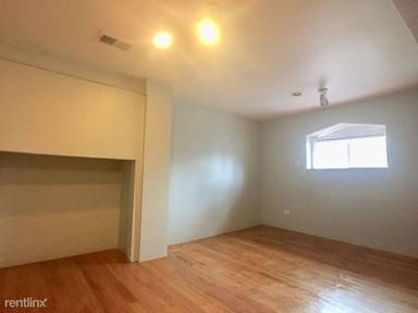 Main picture of 2734 W Leland Ave