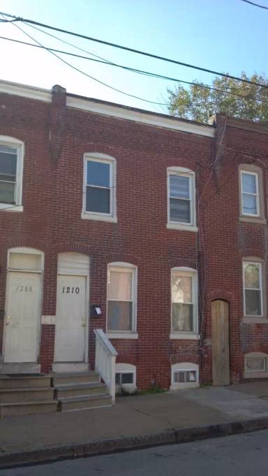 Main picture of 1206 W 3rd St