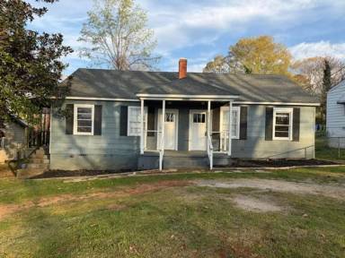 Main picture of 231 Elder St