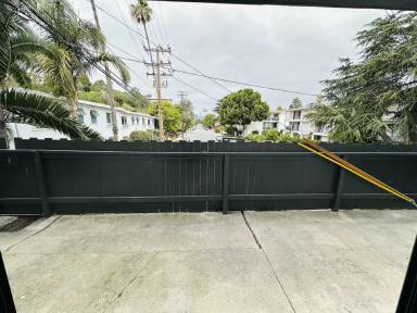 Main picture of 201 Ladera Street - 03