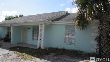 Main picture of 8402 SE Sunset St