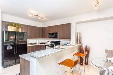 Main picture of 6725 SW 21st St