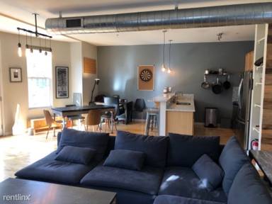 Main picture of 2422 Tremont Pl