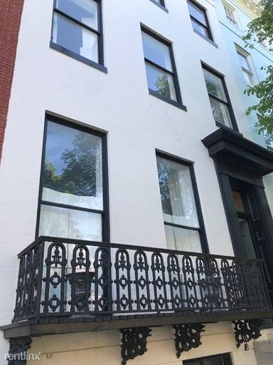 Main picture of 1402 Eutaw Pl