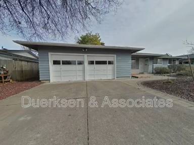 Main picture of 973 NW Cypress Ave