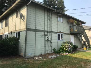 Main picture of 607 Roeder St