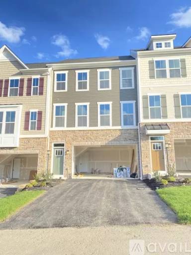 Main picture of 203 Runnel Ct