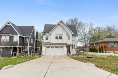 Main picture of 2805B Meadow Rose Dr