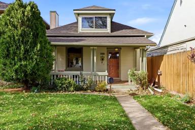Main picture of 1479 Ivanhoe St