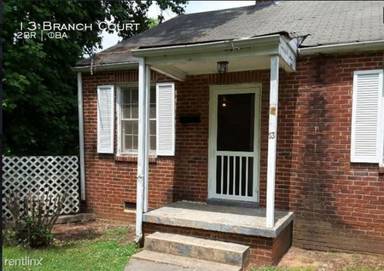 Main picture of 16 Branch Ct