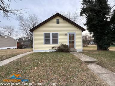 Main picture of 221 Rosewood St