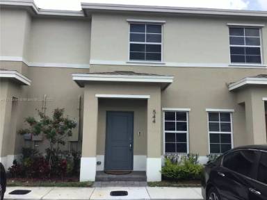 Main picture of 561 NE 5th St