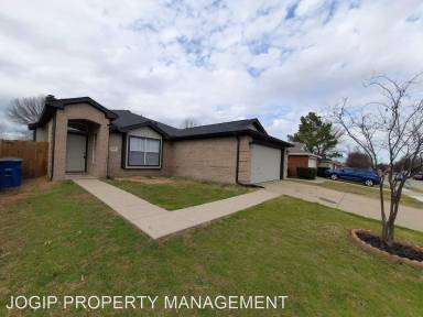 Main picture of 413 Port O Conner Dr