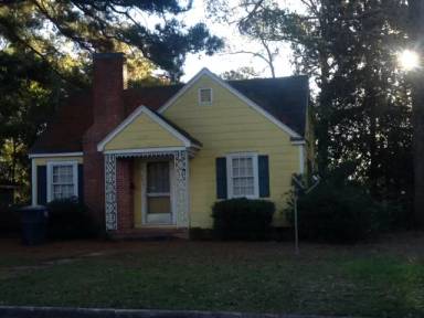 Main picture of 706 Mosley St