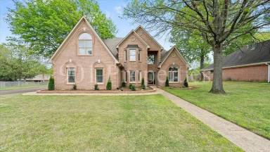 Main picture of 656 Sugarbush Cv S