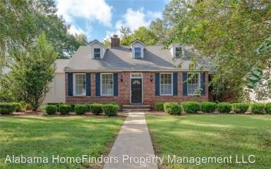 Main picture of 1310 Woodward Ave