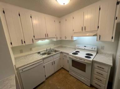 Main picture of 2817 Okelly St