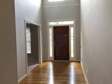 Main picture of 4119 Hughes Lea